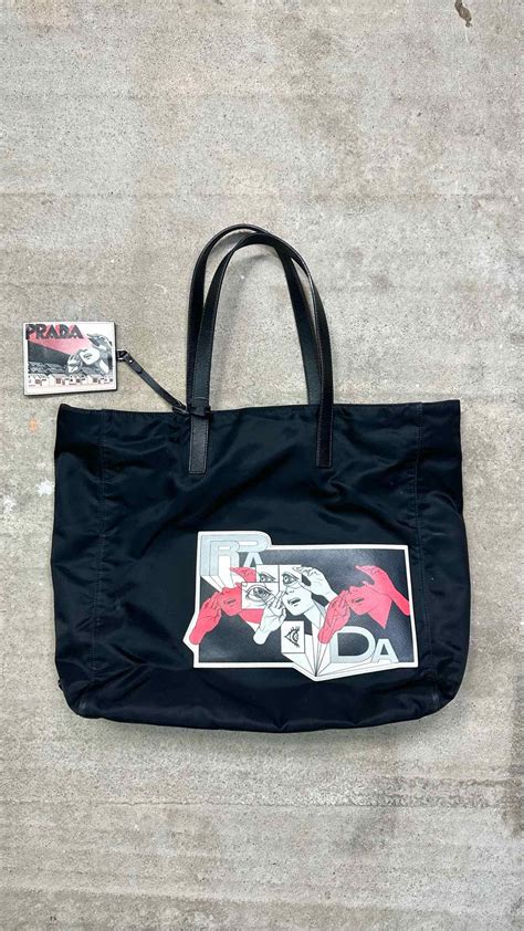 prada comic print bag